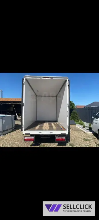 промтоварный фургон