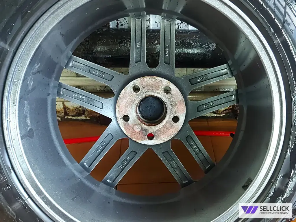 Диски с шинами R18 BMW