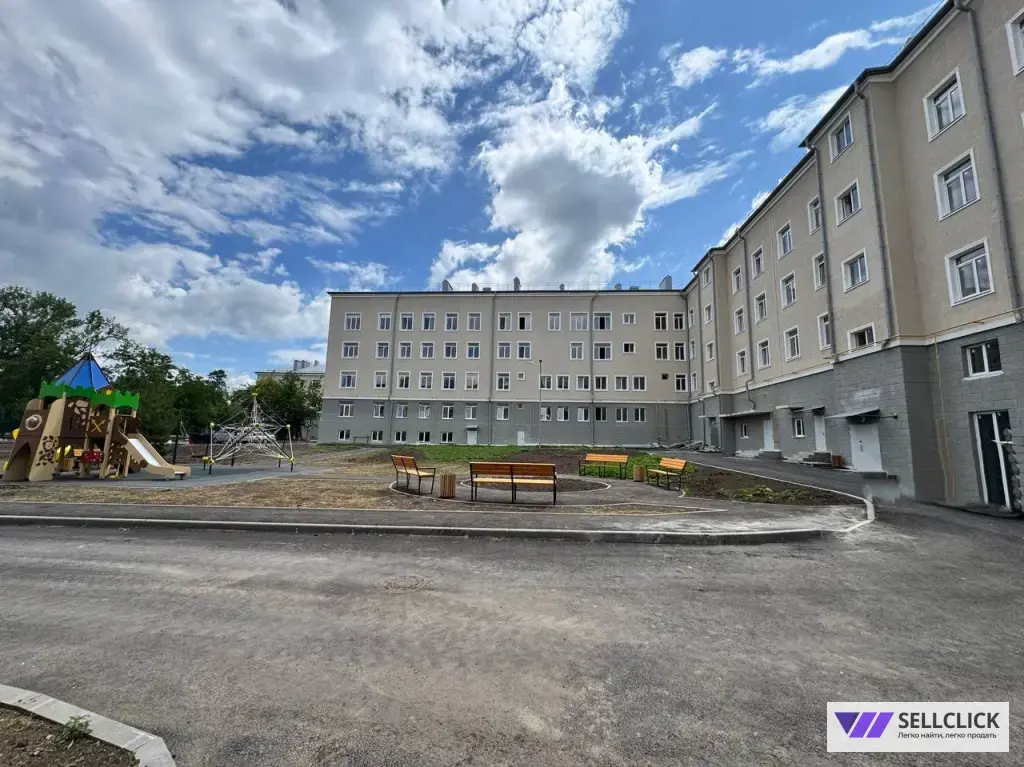 Продается трехкомнатная квартира