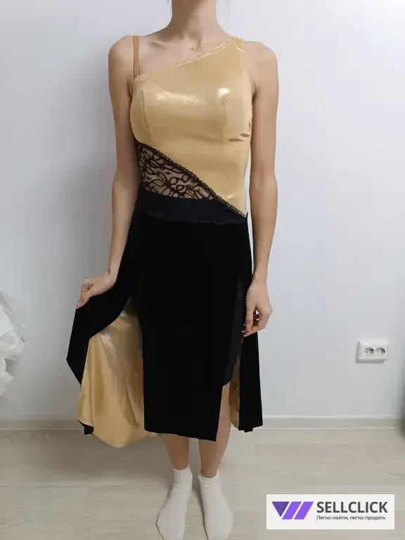 Платье для бальных танцев