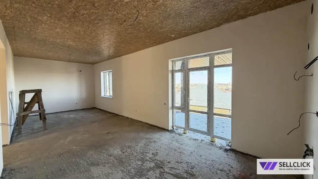 Дом 136 м², участок 5 сот.