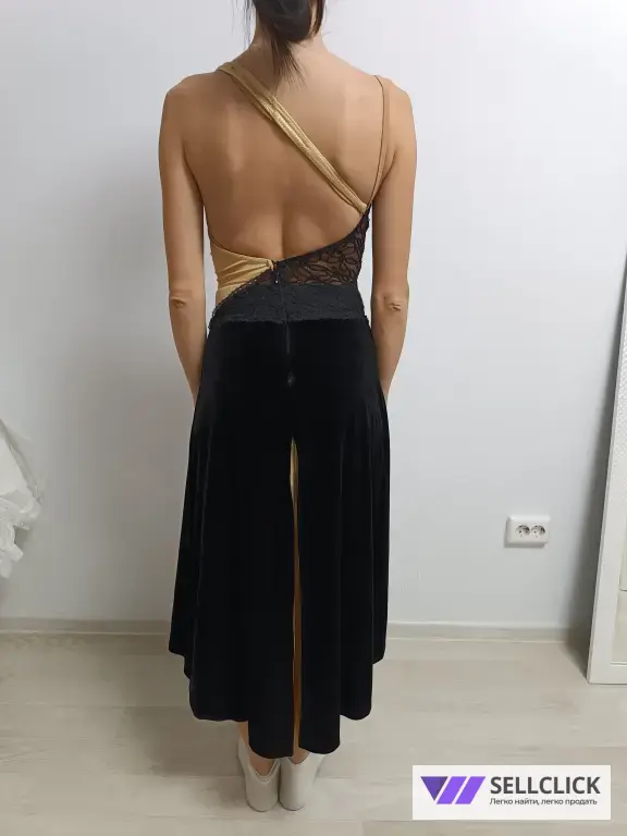 Платье для бальных танцев