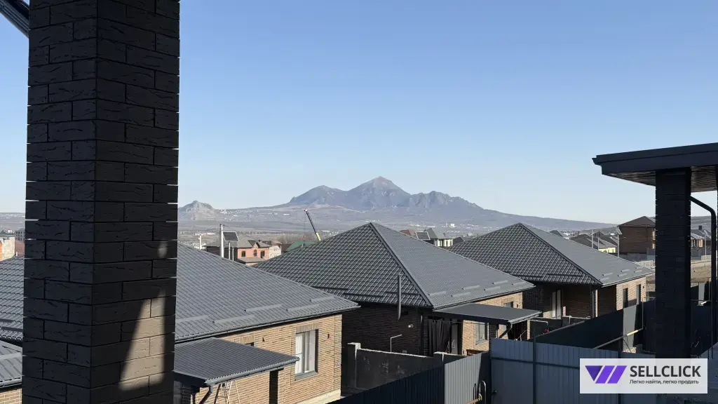 Дом 136 м², участок 5 сот.