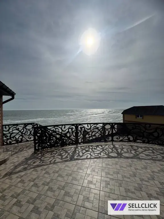 Предлагается к продаже готовый бизнес на побережье