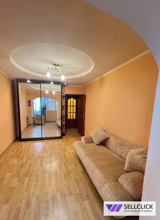 Продается двухкомнатная квартира в Ильичевском районе