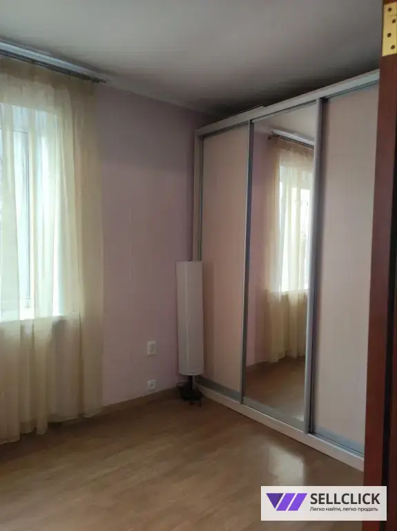 Продается двухкомнатная квартира в Приморском районе