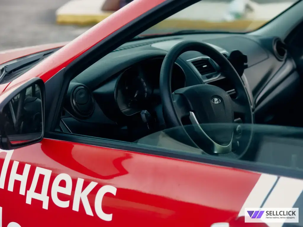 Сдаем авто Лада для курьеров