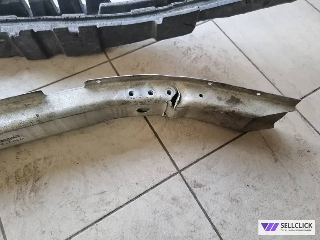 усилитель бампера bmw f10