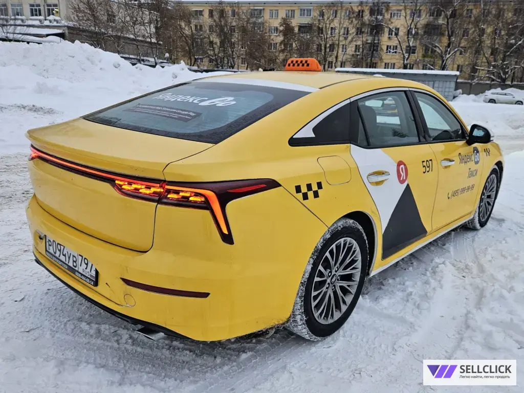 Авто комфорт плюс в аренду под такси