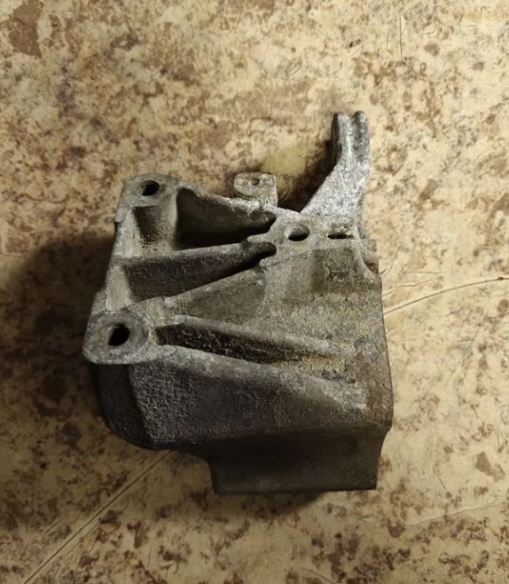 Кронштейн правой опоры двигателя Ducato RUS