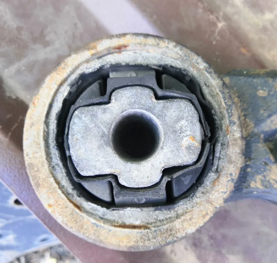 Рычаг правый Пежо Боксер Джампер Дукато 290