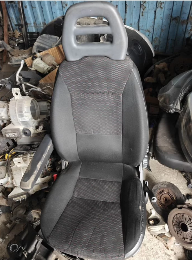 Водительское сиденье Пежо Боксер