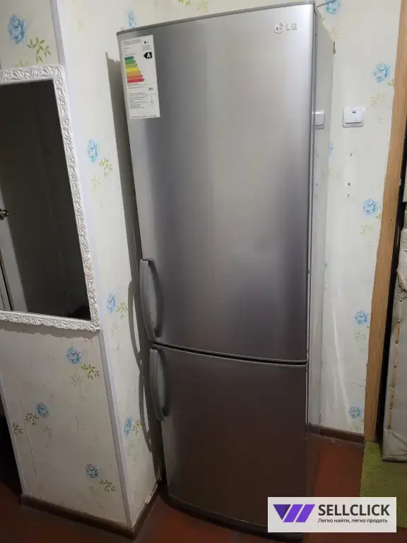 холодильник двухкамерный lg