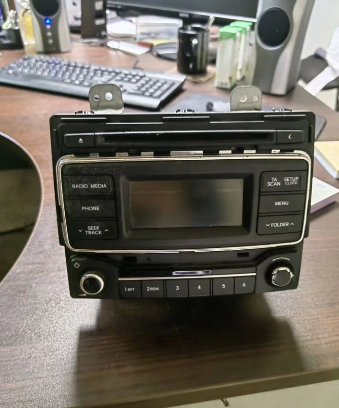 Штатная магнитола Hyundai H1 961704H3804X