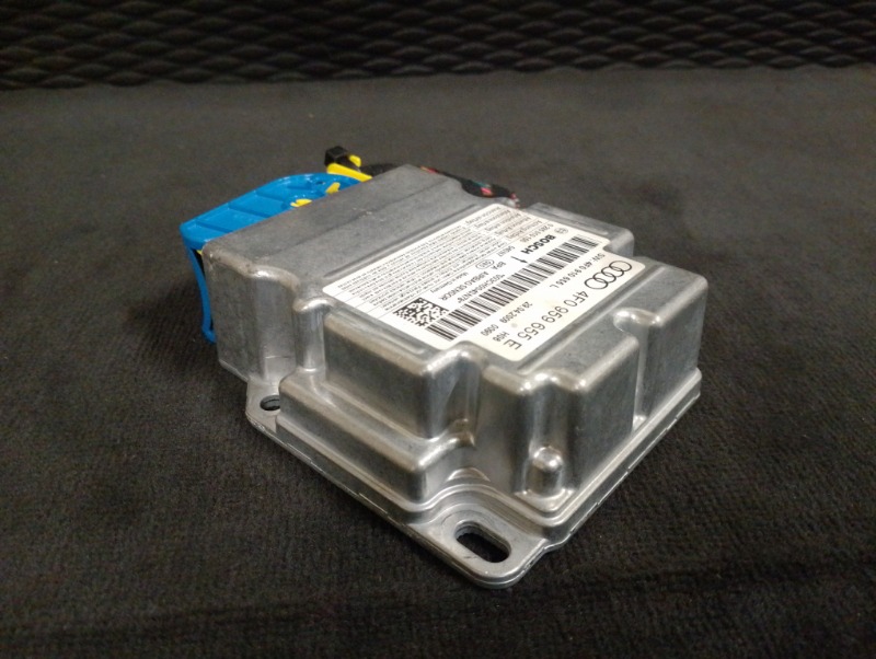 Блок управления AIR BAG подушками безопасности на Audi A6 C6 4F / Ауди А6 С6 4Ф 2006-2012г.\nОригинал.\nВ отличном состоянии. Без дефектов.\nГарантия на установку и проверку.\nКонтрактная запчасть из Японии. \nОтправим в регионы ТК.\nНа этот автомобиль ес
