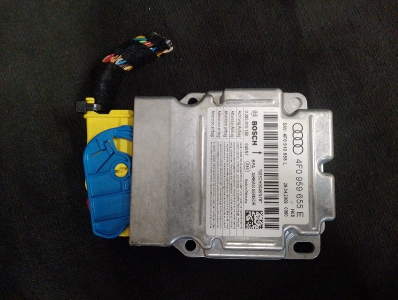 Блок управления AIR BAG подушками безопасности на Audi A6 C6 4F / Ауди А6 С6 4Ф 2006-2012г.\nОригинал.\nВ отличном состоянии. Без дефектов.\nГарантия на установку и проверку.\nКонтрактная запчасть из Японии. \nОтправим в регионы ТК.\nНа этот автомобиль ес
