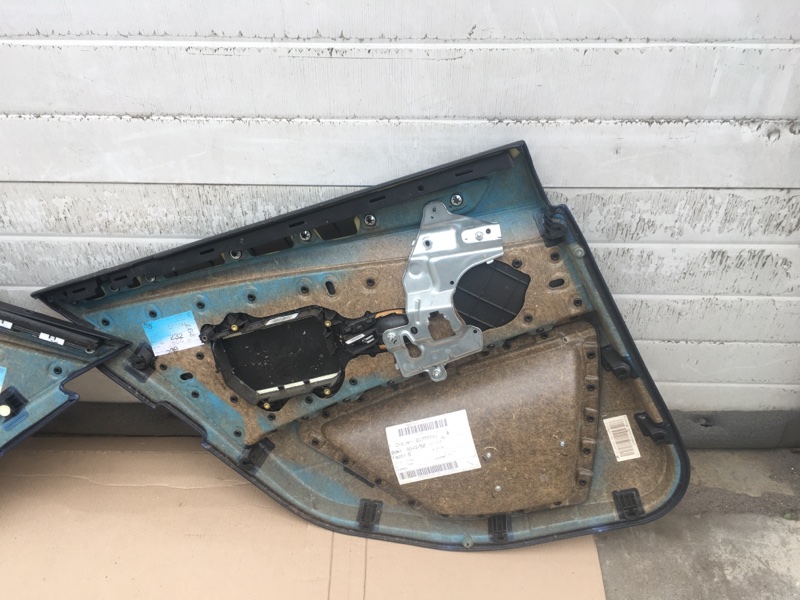 Дверные карты обшивка задних дверей БМВ Е60 Е61 / BMW 5 Е60 Е61 2003-2009г. Оригинал. Отправим в регионы ТК. Контрактная запчасть из Японии. Без пробега по РФ. Отправим в регионы ТК.