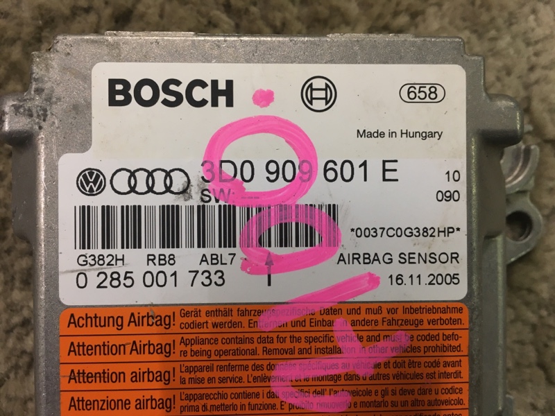 Блок управления AIR BAG на VW Touareg I GP ( 7L, 7L6, 7L7, 7LA) / Фольксваген Туарег 1 2002-2010г.