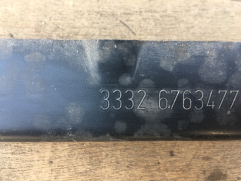 Рычаг задний продольный левый BMW 1 116i E87 E81 / БМВ 116 Е87 Е81 2004-2011г.\nОригинал.\nВ отличном состоянии. Без дефектов.\nКонтрактная запчасть из Японии. Отправим в регионы ТК.\nПрименимость:\nBMW 1 E82 E88 2007-2013\nBMW 1 E87 E81 2004-2011\nBMW 3 