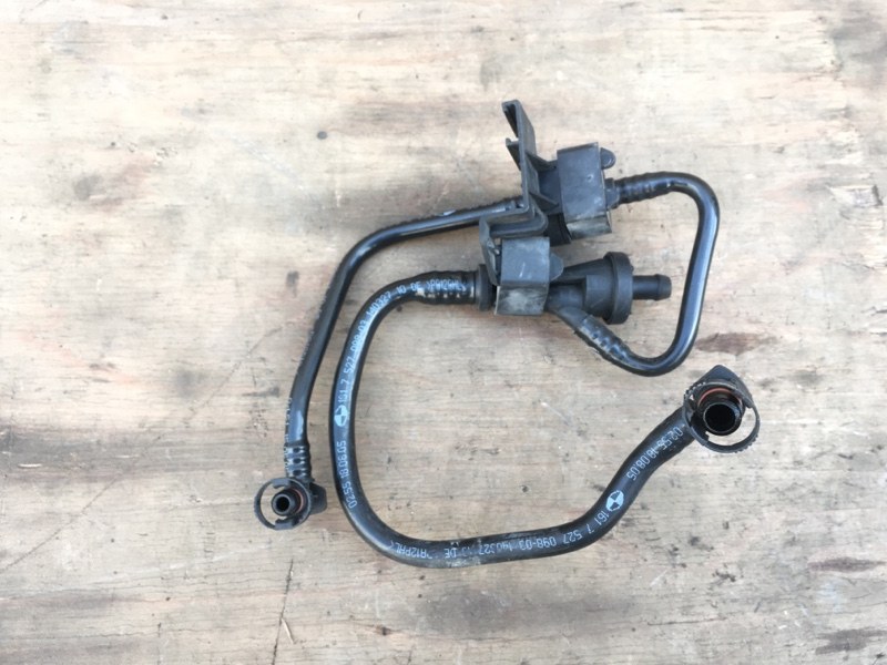 Клапан насос вакуумный N45 BMW 1 116i E87 E81 / БМВ 116 Е87 Е81 2004-2011г.\nОригинал.\nВ отличном состоянии. Рабочий.\nКонтрактная запчасть из Японии. Гарантия на проверку. Отправим в регионы ТК.
