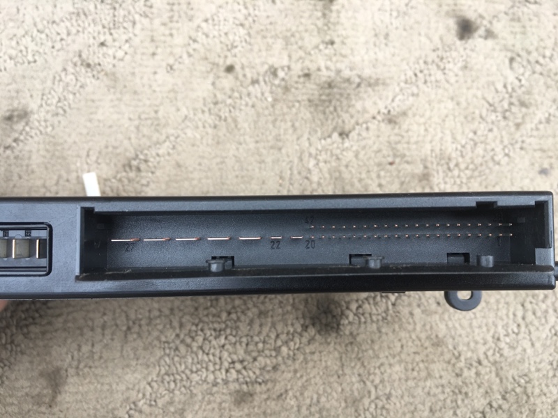 Блок электронный комфорта на BMW 1 116i E87 E81 / БМВ 116 Е87 Е81 2004-2011г.\nОригинал.\nВ отличном состоянии. Рабочий.\nКонтрактная запчасть из Японии. Гарантия на проверку. Отправим в регионы ТК.\nПрименимость:\nBMW 1 E82 E88 2007-2013\nBMW 1 E87 E81 2