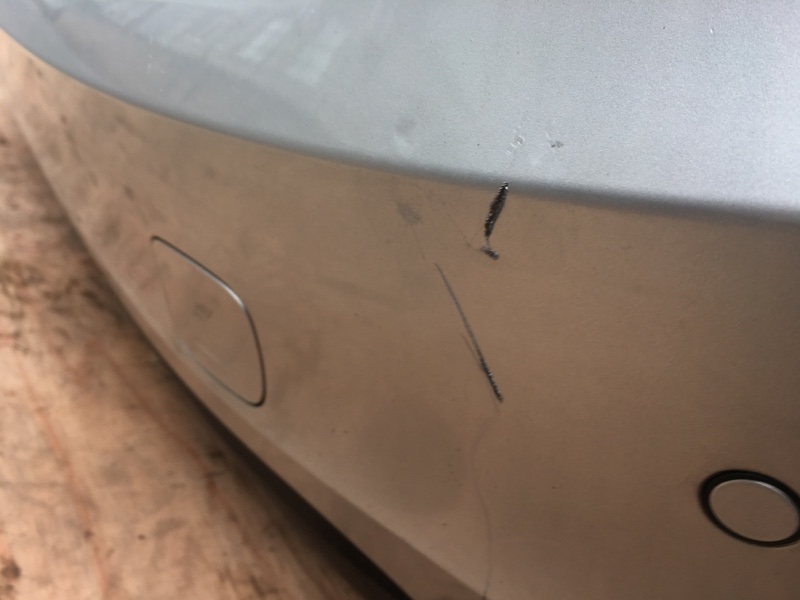 Бампер задний в сборе на Volvo S60 II / Вольво 60 С60 2 поколение 2010-2018г.\nОригинал.\nВ хорошем состоянии. Все крепления целые.\nВместе с датчиками парковки как на фото.\nКонтрактная запчасть из Японии.\nБез пробега по РФ.\nОтправим в регионы ТК.\nПри