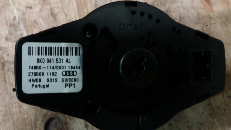 Переключатель света фар на Audi A4 B8 / Ауди А4 Б8 2007-2015г.\nОригинал. В отличном состоянии. Без дефектов. Контрактная запчасть из Японии.\nОтправим в регионы ТК.\nПрименимость:\nAudi A4 [B8] 2007-2015\nAudi A4 [B8] Allroad 2010-2015\nAudi A5/S5 [8F] C