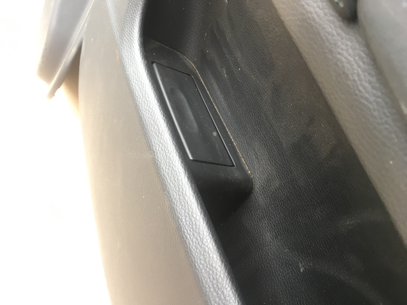 Дверные карты обшивка задних дверей БМВ Е60 Е61 / BMW 5 Е60 Е61 2003-2009г. Оригинал. Отправим в регионы ТК. Контрактная запчасть из Японии. Без пробега по РФ. Отправим в регионы ТК.