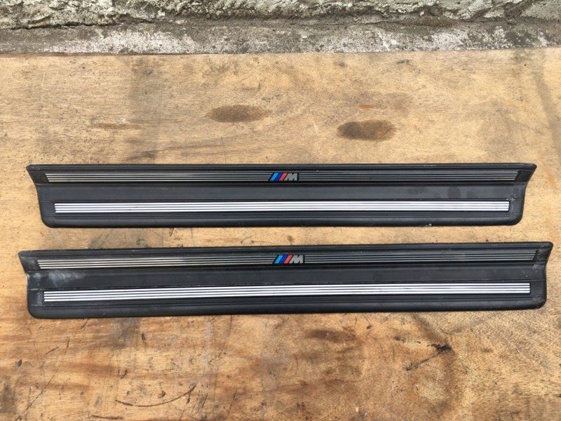 Накладка порога 2шт.  BMW 3 E46 / БМВ 3 Е46 1998-2005г. Оригинал.
