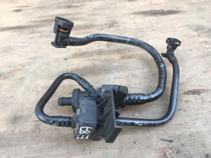 Клапан насос вакуумный N45 BMW 1 116i E87 E81 / БМВ 116 Е87 Е81 2004-2011г.\nОригинал.\nВ отличном состоянии. Рабочий.\nКонтрактная запчасть из Японии. Гарантия на проверку. Отправим в регионы ТК.