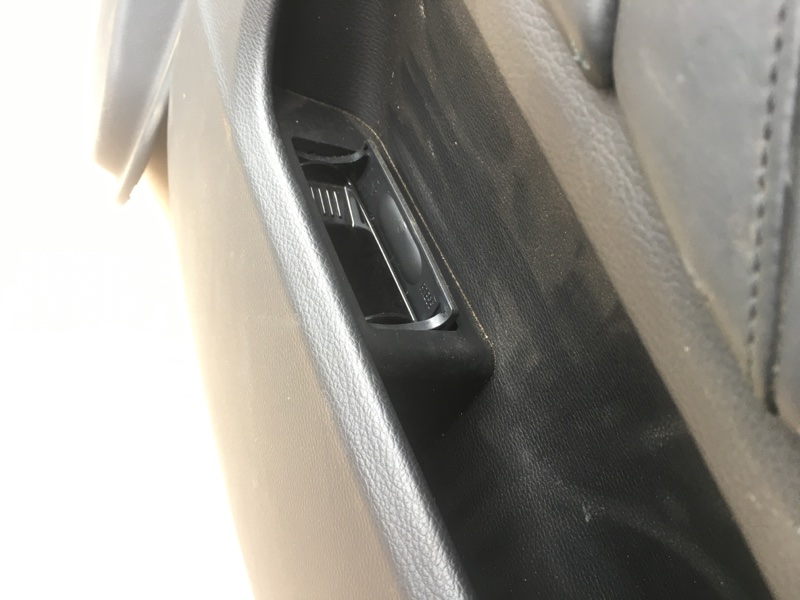 Дверные карты обшивка задних дверей БМВ Е60 Е61 / BMW 5 Е60 Е61 2003-2009г. Оригинал. Отправим в регионы ТК. Контрактная запчасть из Японии. Без пробега по РФ. Отправим в регионы ТК.