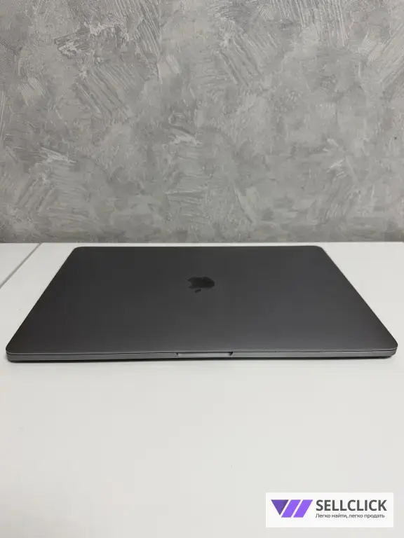 MacBook Pro 15" TouchBar