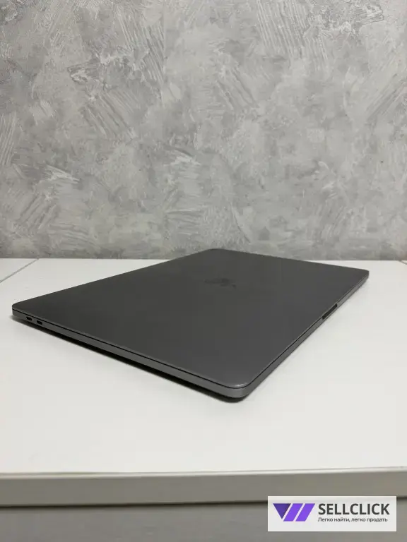 MacBook Pro 15" TouchBar