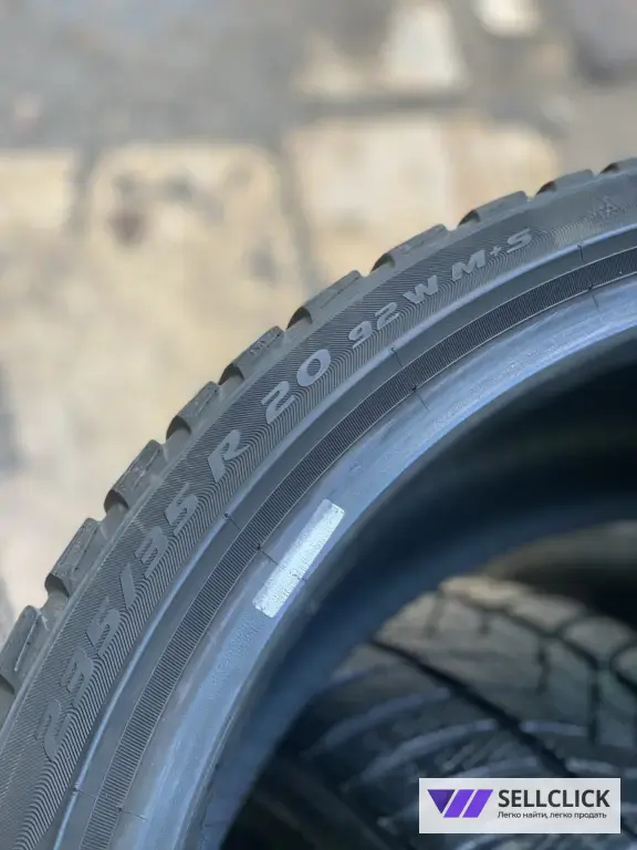 235/35 r20 Pirelli sottozero3