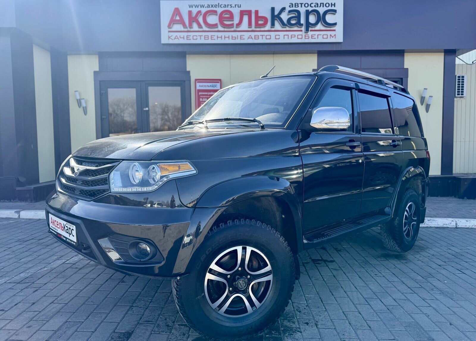 УАЗ Патриот, I Рестайлинг 2  Внедорожник 5 дв. 2015 Черный 2.7 MT (128 л.с.) 4WD 117001 км