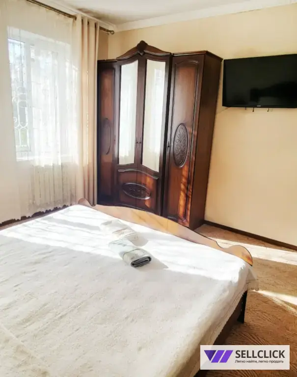 Полдома в парковой зоне ,рядом с Колоннадой