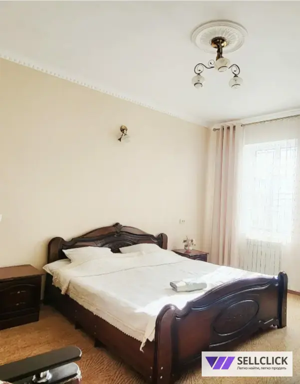 Полдома в парковой зоне ,рядом с Колоннадой