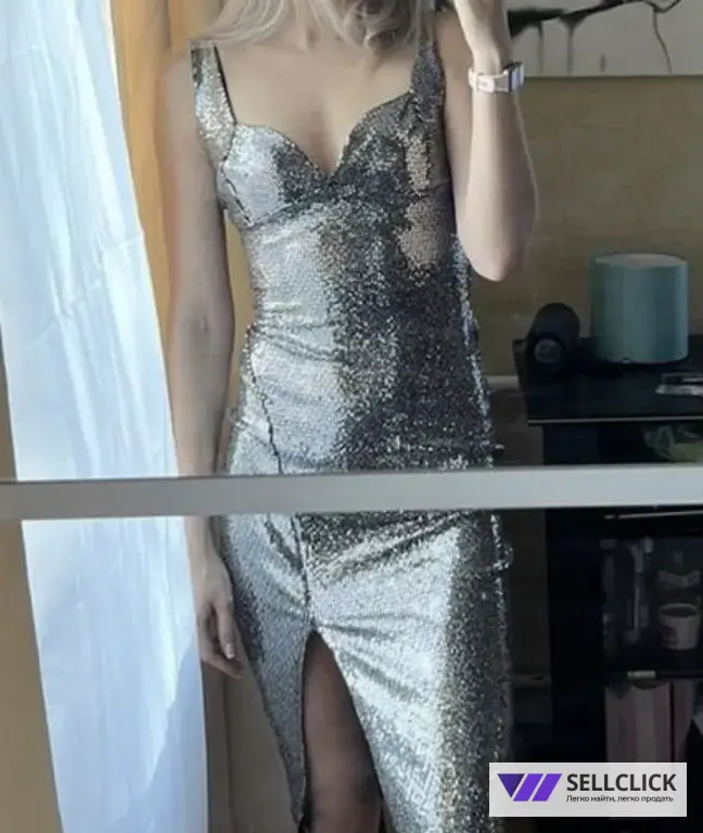 Сияющее платье в пайетках (серебро)