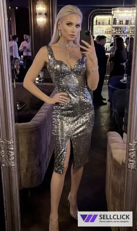 Сияющее платье в пайетках (серебро)