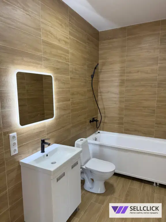 Дом 106.58 м², участок 7 сот.