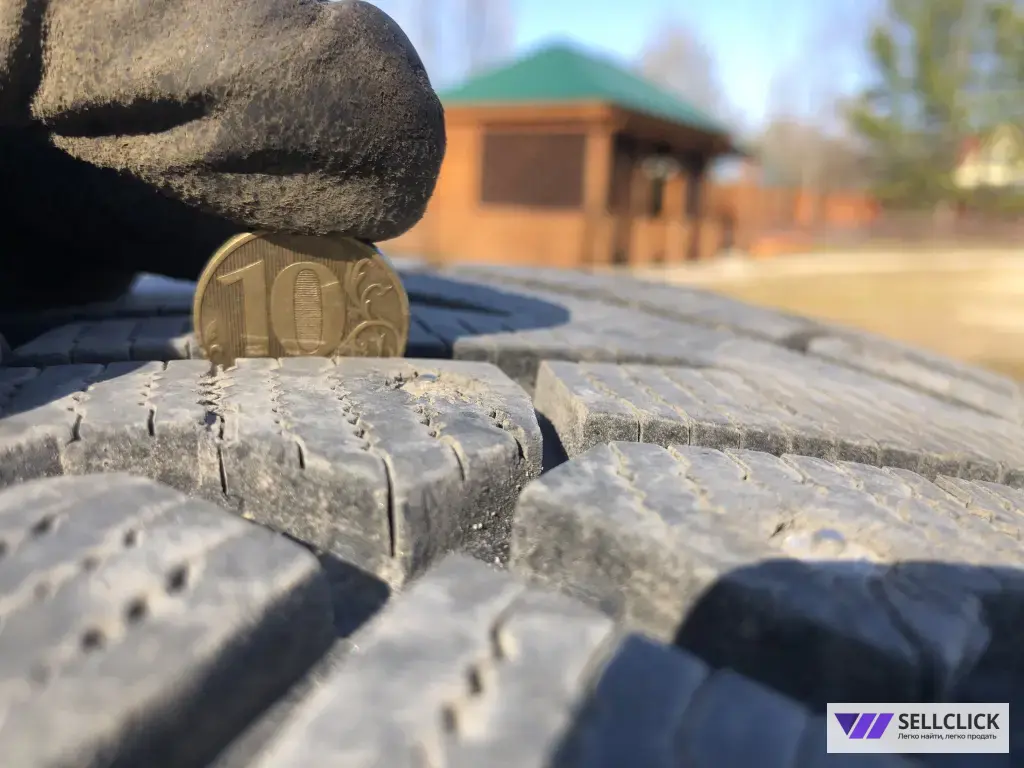 Продам Шипованную Резину Pirelli 265/50/20