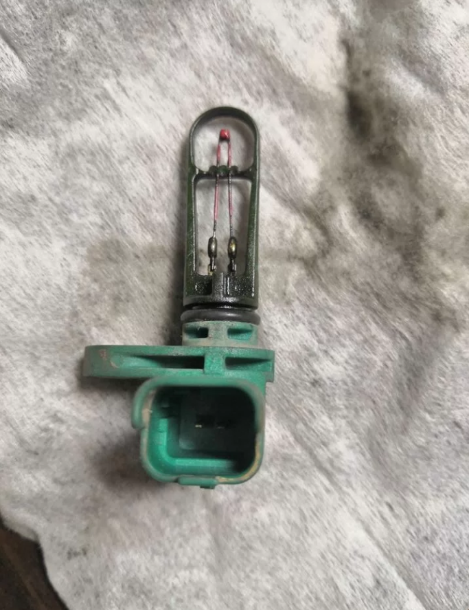 Датчик температуры наддува Пежо Боксер 2.2 е5