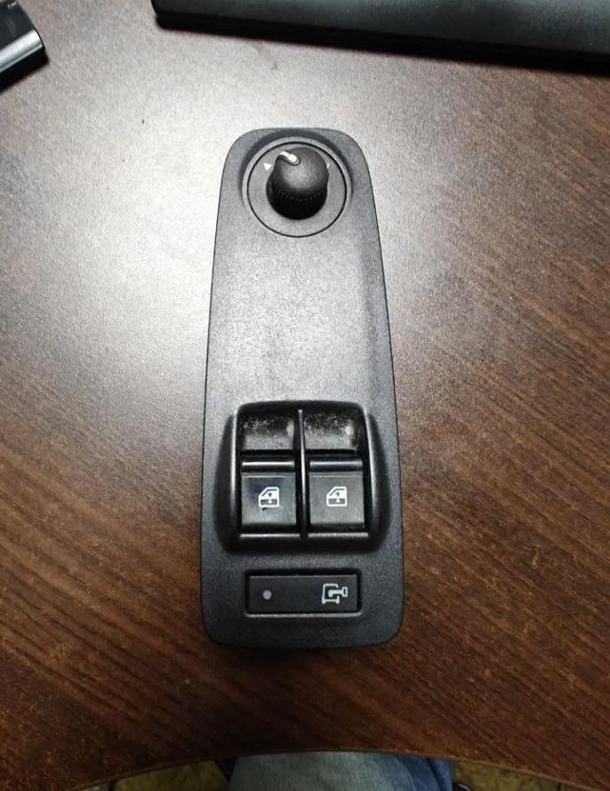 Блок управления стеклоподъемниками Пежо Боксер