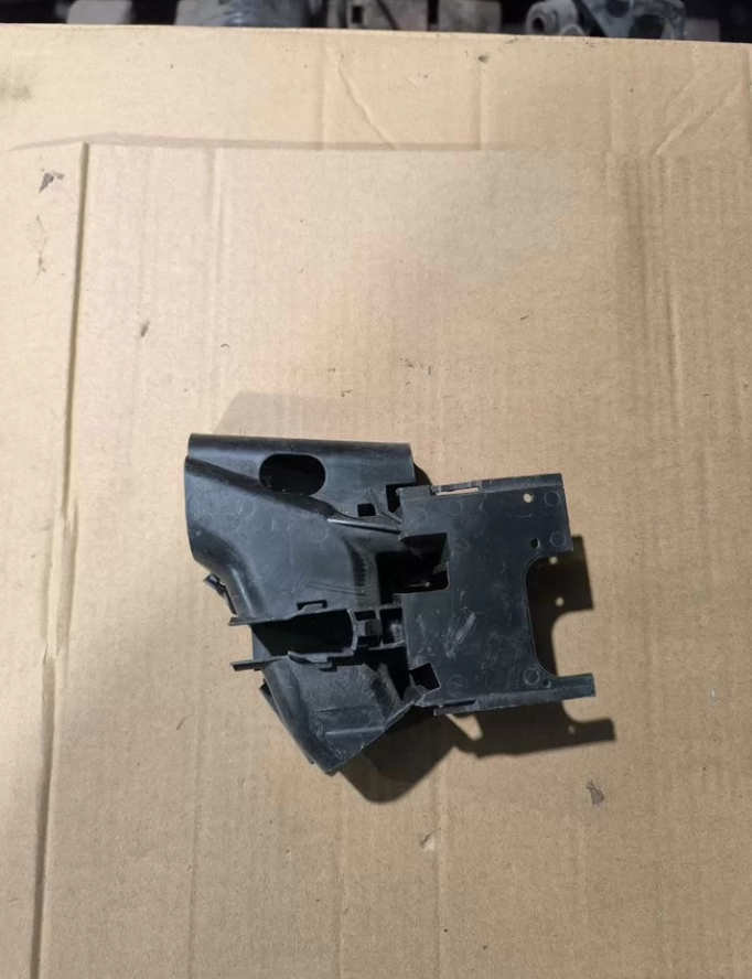 Кронштейн проводки двигателя 1.6 ep6c