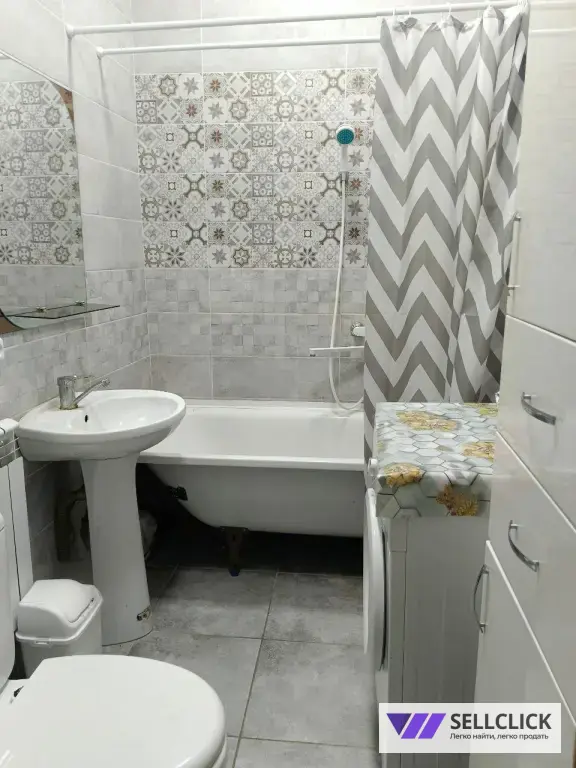 Квартира 3 комнаты, 67 м², 1/1 эт., Агент