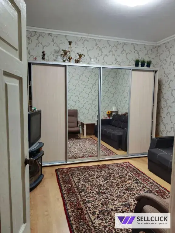 Квартира 3 комнаты, 67 м², 1/1 эт., Агент