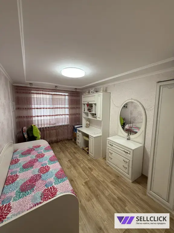 Квартира 4 комнаты, 98 м², 4/4 эт., Собственник