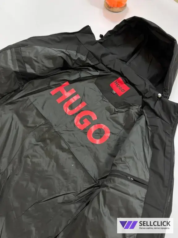 Куртка Hugo Boss весна