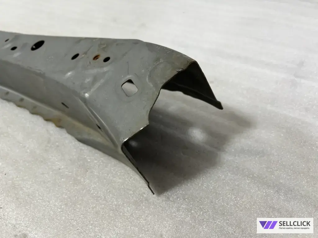 Усилитель лонжерона Toyota RAV4 50 передний правый