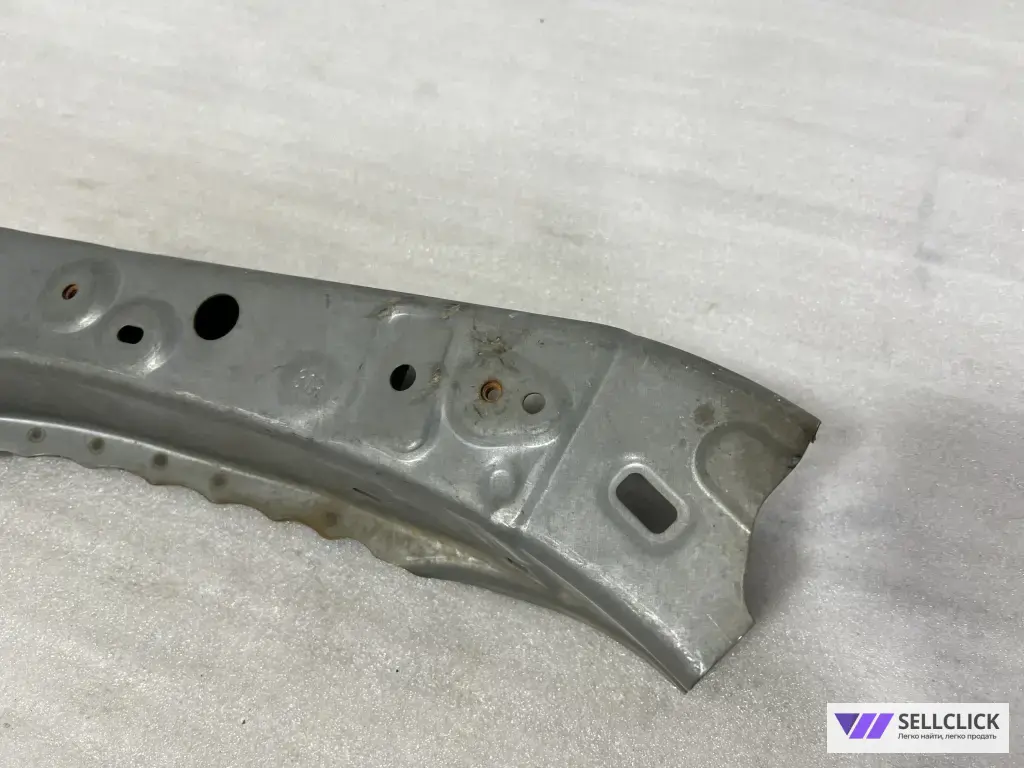 Усилитель лонжерона Toyota RAV4 50 передний правый